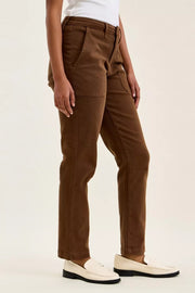 Side view of the Judy Blue High Waist Aurora Weekender Jeans with Knee Darts C Mahogany, styled with polished boutique styling for day-to-night outfits, made for women who want easy layering.