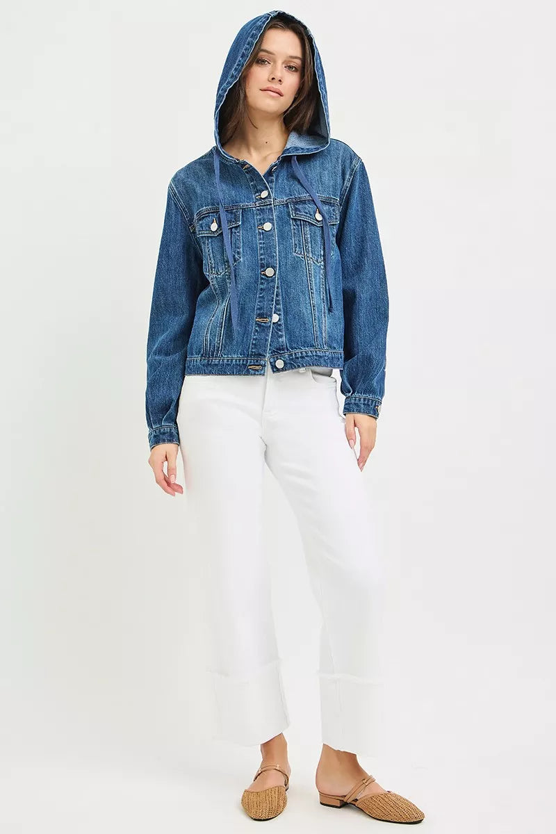 Fabric detail of the MEDIUM RISEN Basic Denim Jacket with Hoodie, styled with polished boutique styling for day-to-night outfits, made for women who want easy layering.